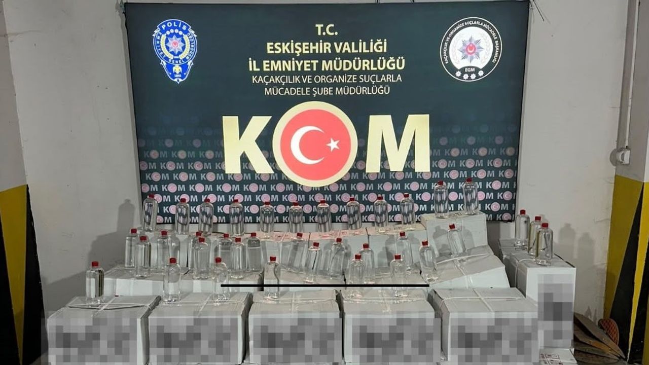 Gözaltı ve büyük miktarda ele geçen ürünler: Eskişehir'de kaçakçılık baskını