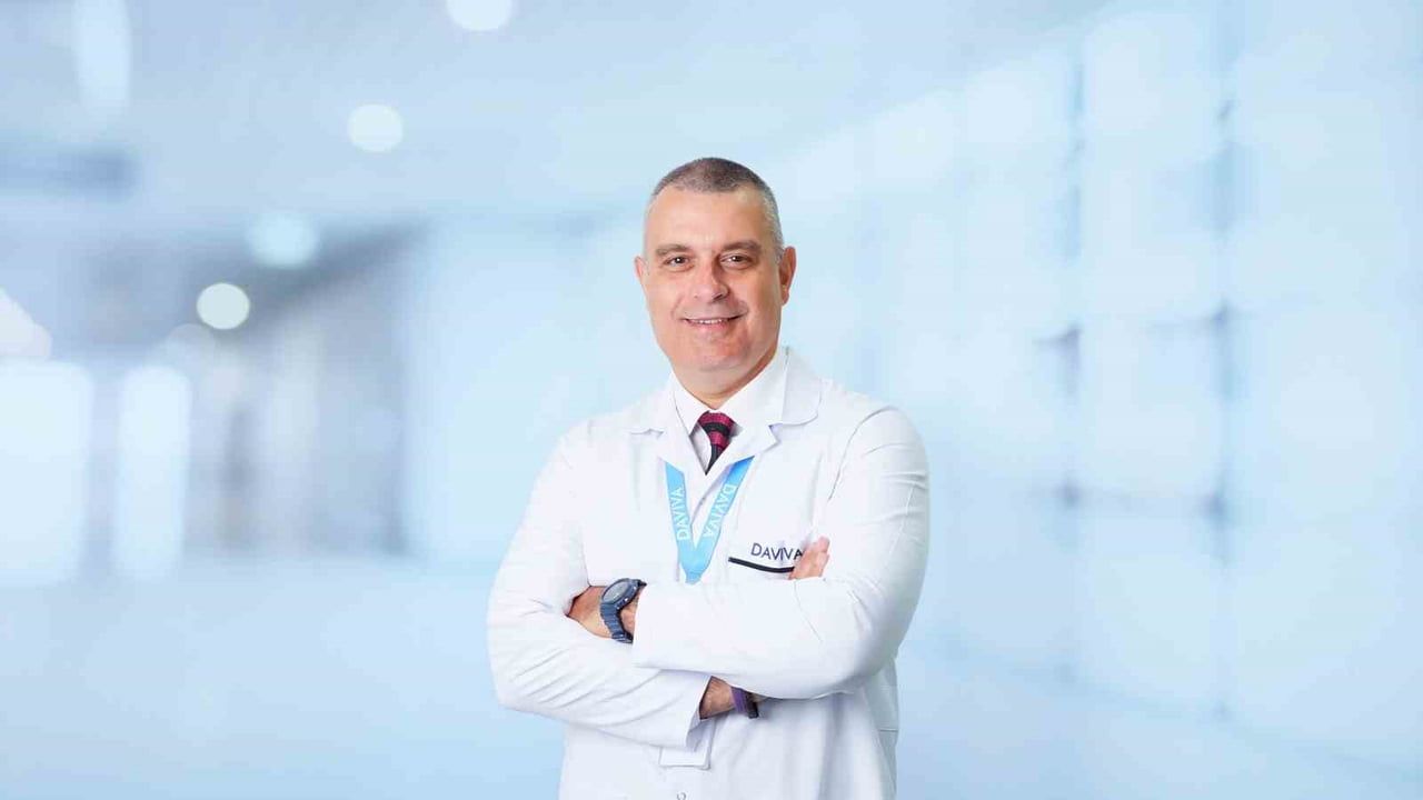 Gözlüksüz görme hedefine hangi özellikli mercekler ulaşır