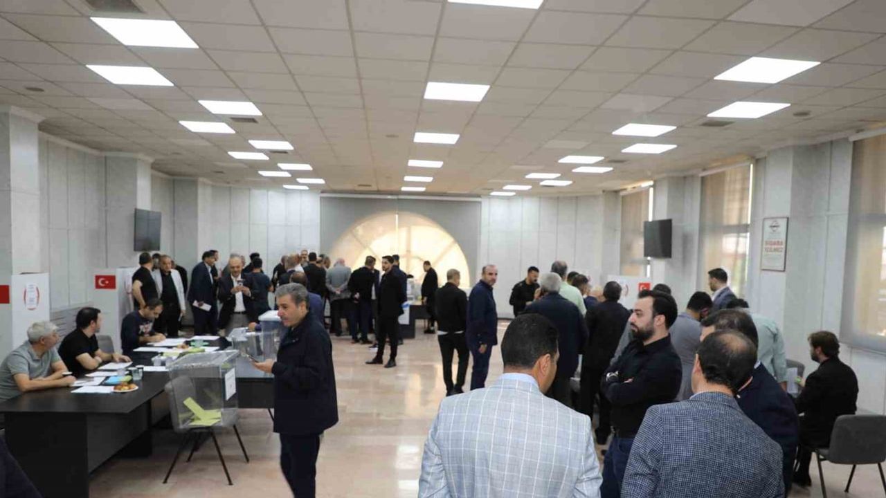 GTB'de üyeler yeni dönem için sandık başında