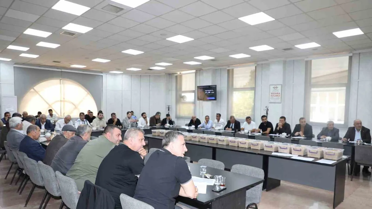 GTB ev sahipliğinde TİGEM'in 15 bin tonu aşan buğday ve nohut ürünleri açık artırmayla satıldı