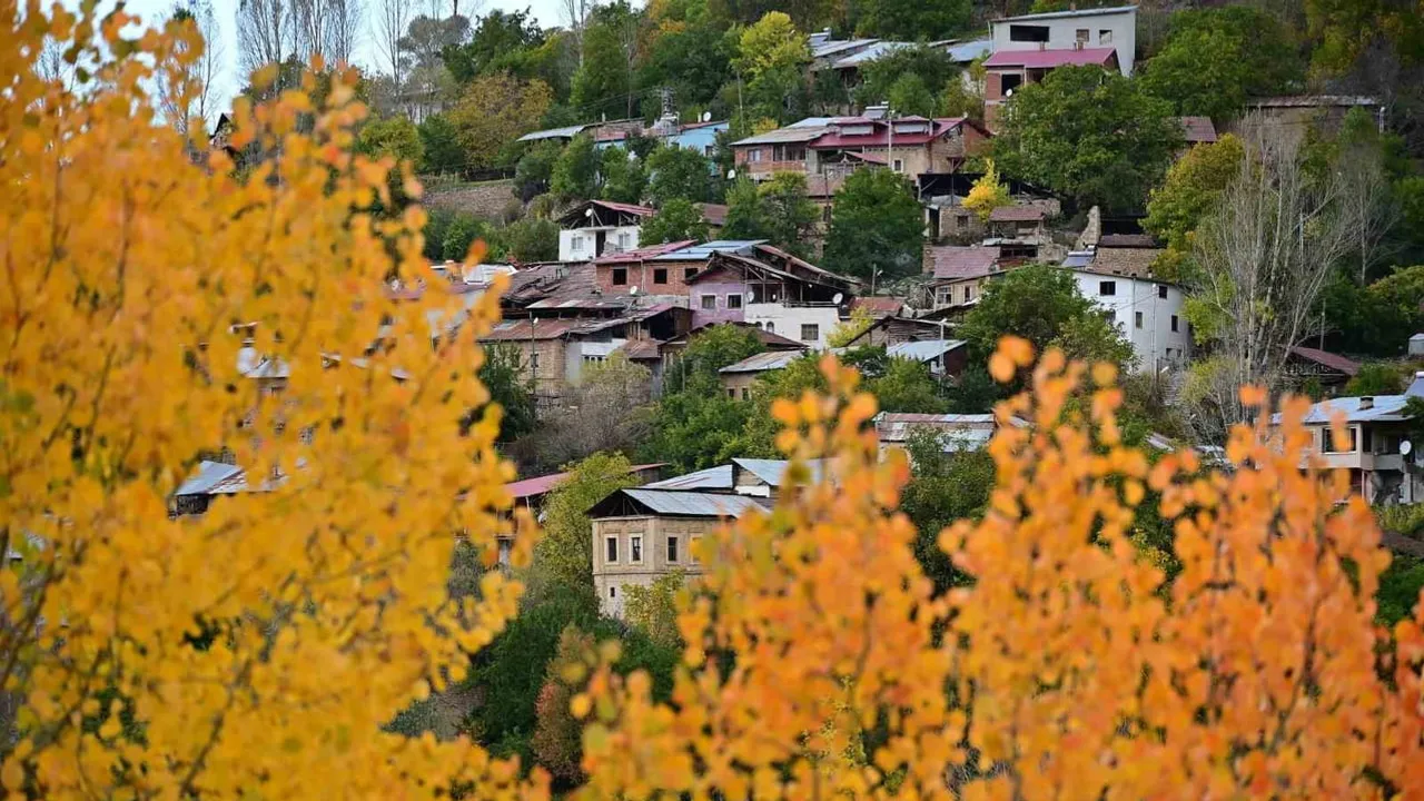 Gümüşhane sonbaharında vadiler ve tarihin renkli buluşması