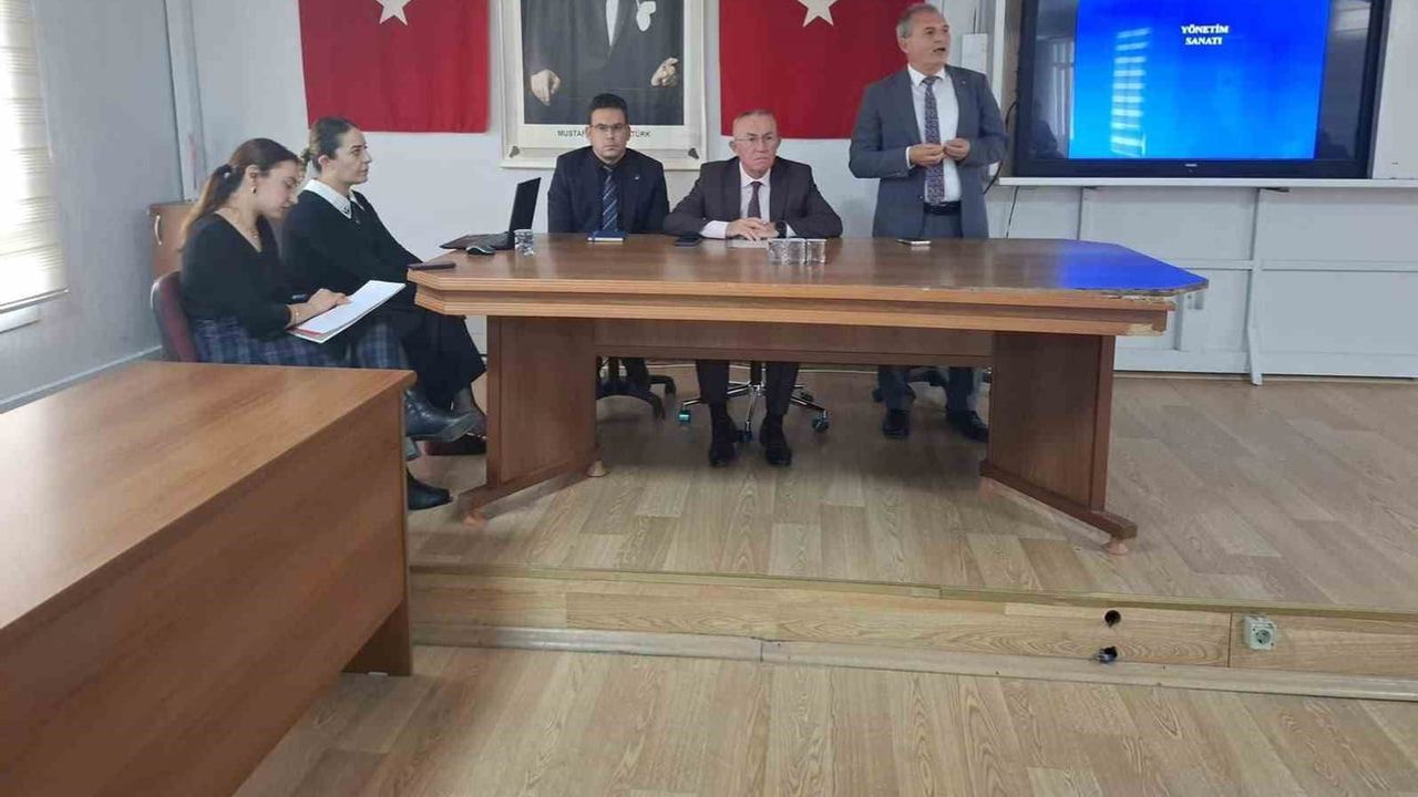 Güvenlik ve protokol vurgusu: Sarıgöl'de eğitim kurumlarında sorumluluk öne çıktı