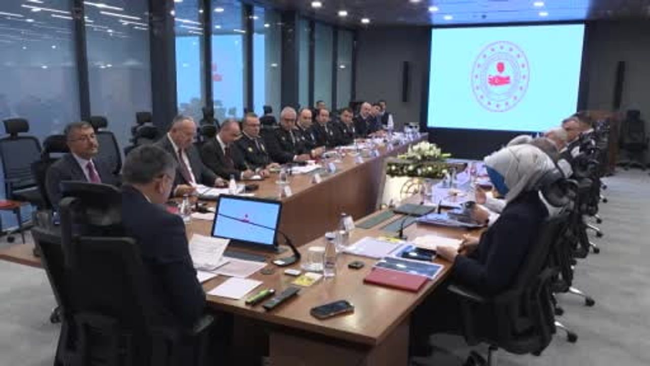 Güvenlikte hedef odaklı dönüşüm: suçla mücadelede yeni ölçütler belirlendi