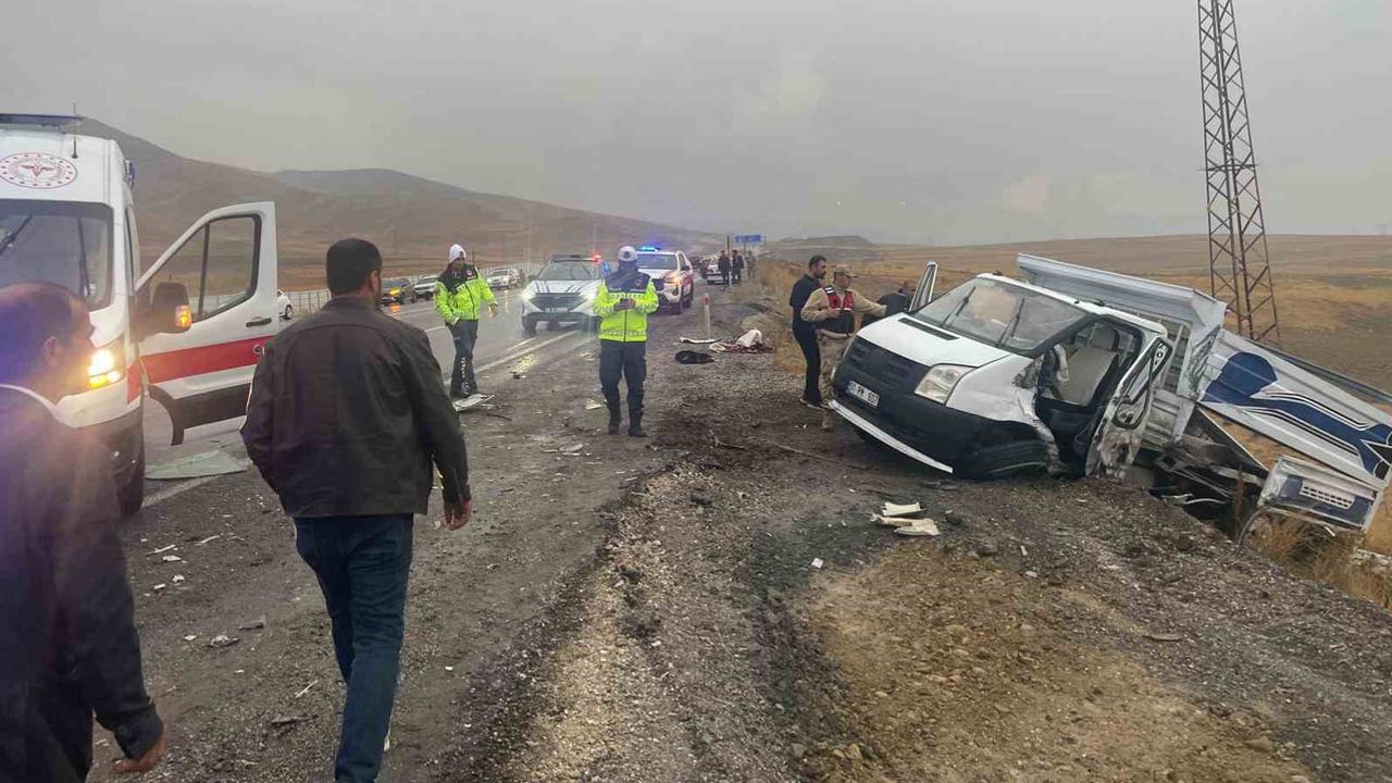 Güzeldere tüneli önünde zincirleme kaza: 3’ü ağır 10 yaralı