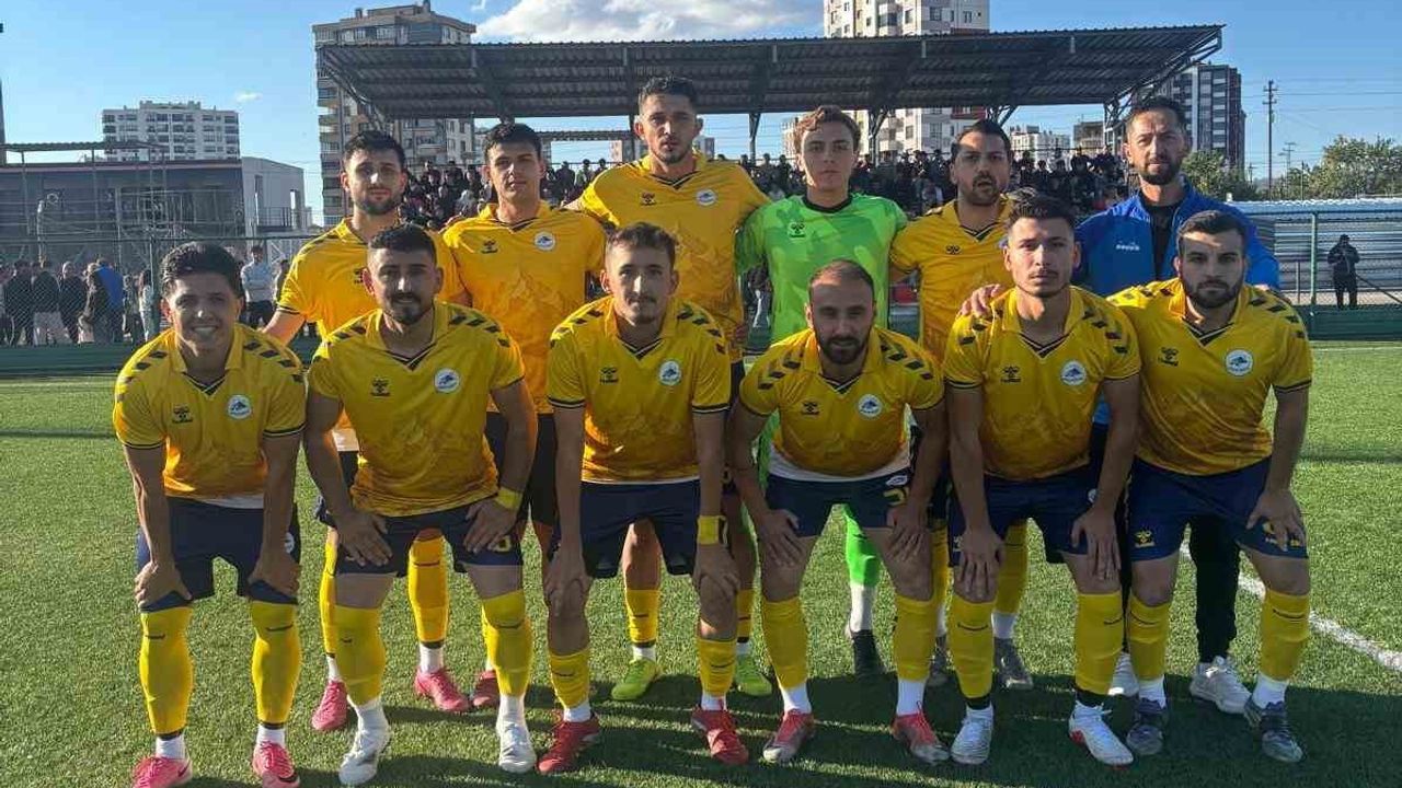 Hacılar Erciyesspor Argıncık'ta üç puanı iki golle aldı