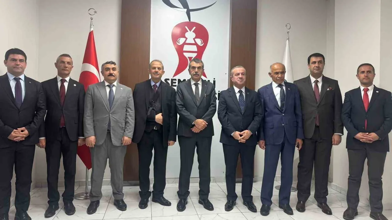 Hakkari'de eğitim yatırımları yoğunlaştı: sınıf ve öğretmen sayısı üçe katlandı