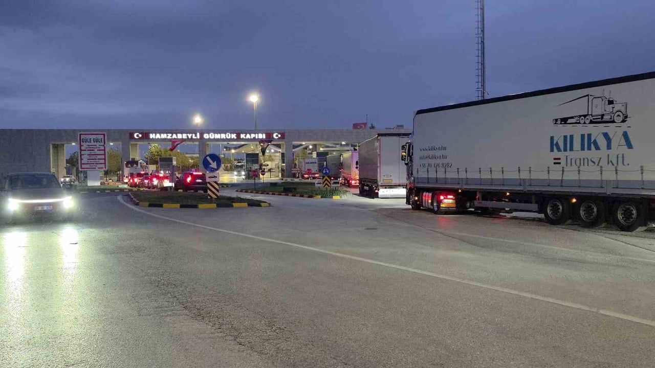 Hamzabeyli'de sınır hareketliliği yeniden başladı