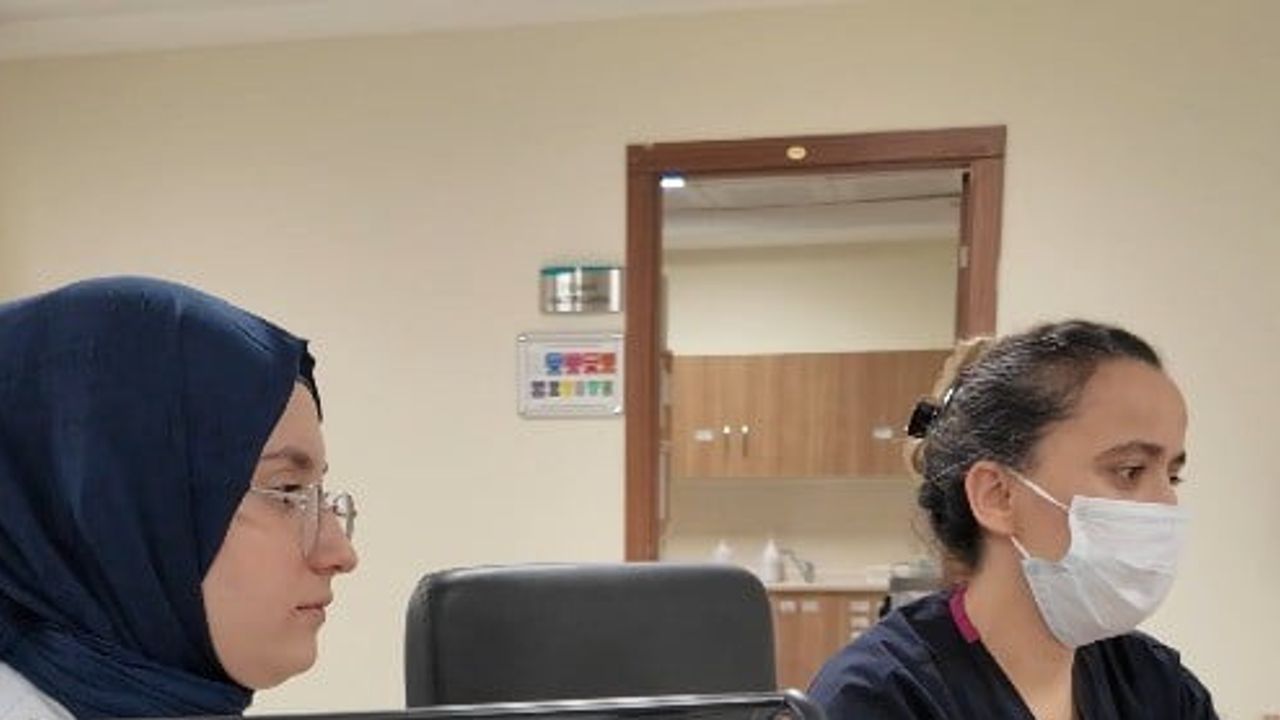 Hasta bakımına öncelik: TOGÜ hastanesinde hemşire kayıtları tablete taşınıyor