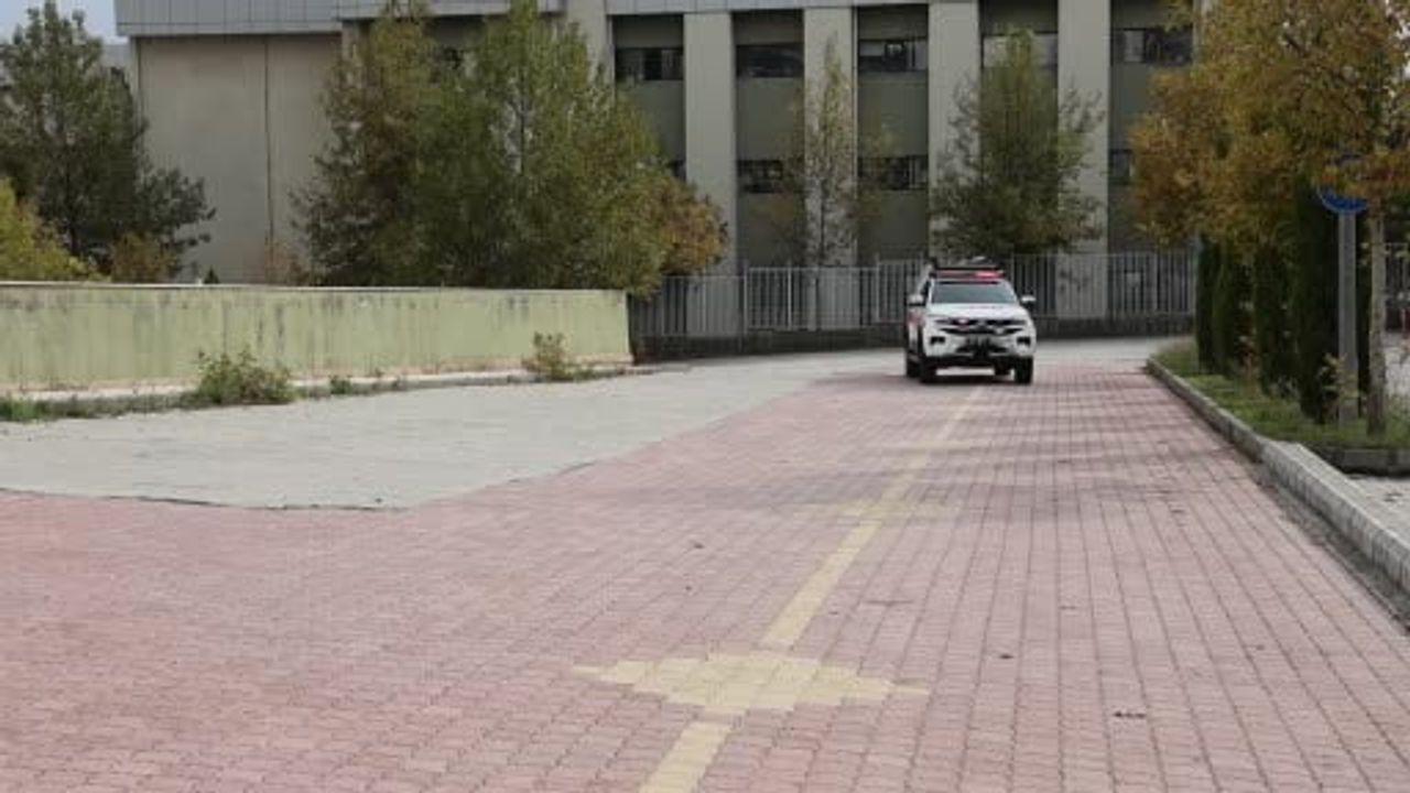 Hastanede gerçekçi deprem ve yangın tatbikatı Fırat Üniversitesi'nde eksikler tespit edildi
