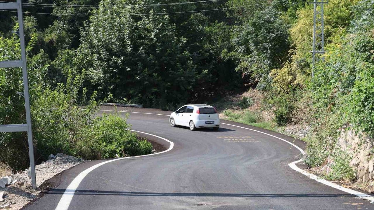 Hatay'da Alaybeyli bağlantı yolu yenilendi, ulaşım kolaylaştı