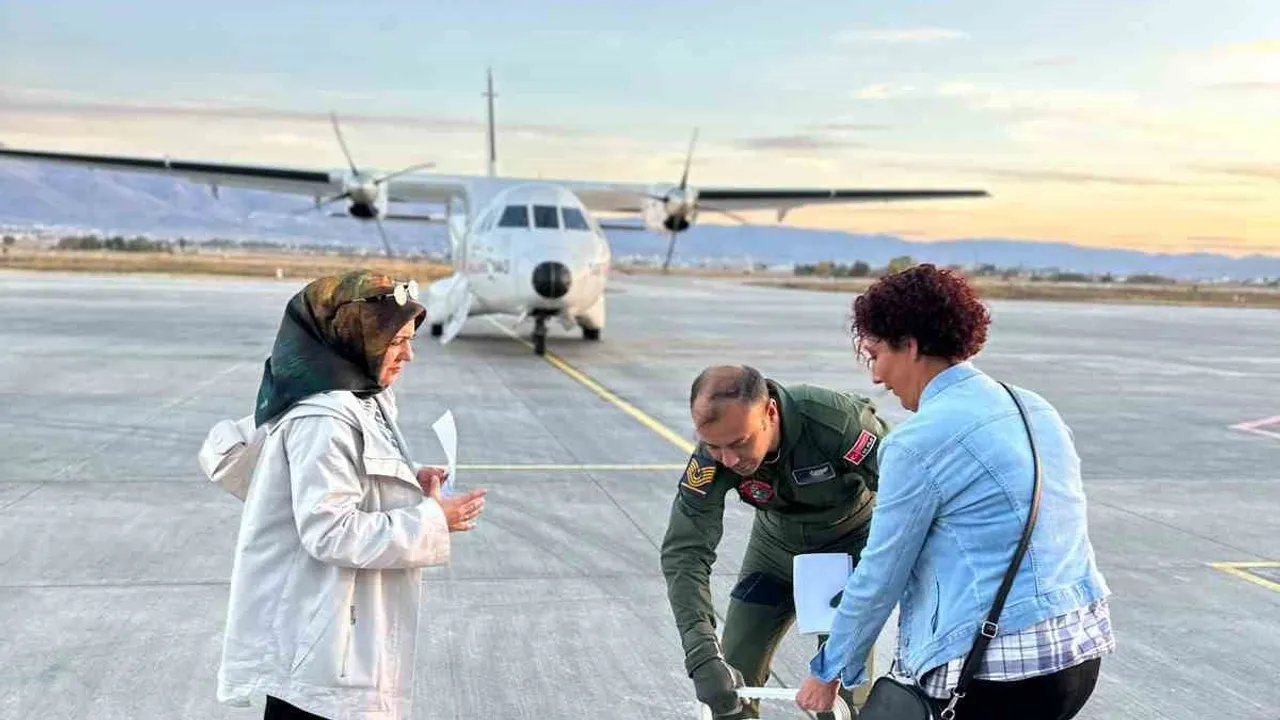 Hava Kuvvetleri ambulans uçağıyla kritik karaciğer grefti Erzurum'dan Antalya'ya taşındı