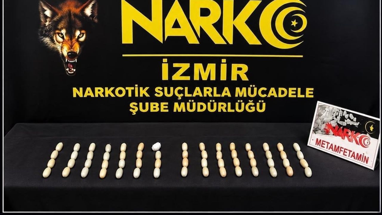 Havalimanında iç beden muayenesinde 495 gram metamfetamin çıkan iki kişi tutuklandı