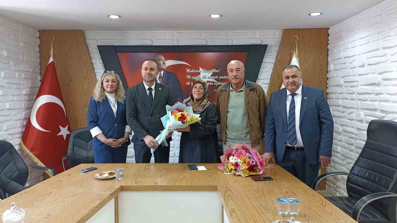 Havza'da muhtarlar günü tören ve ziyaretlerle anıldı