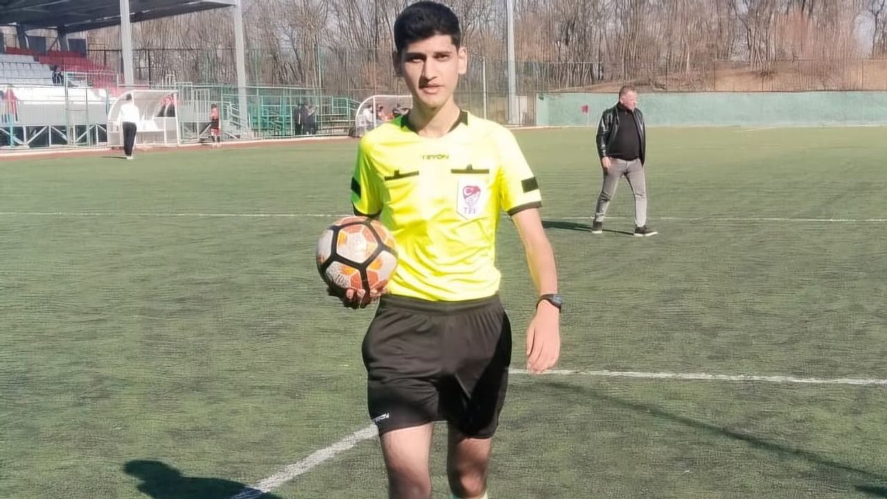 Hayalini beyaz önlükten sahaya taşıyan Kurtça Sefa Demir