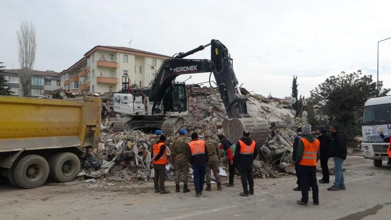 Hayat sitesi davasında sorumlulara hapis cezaları kararı