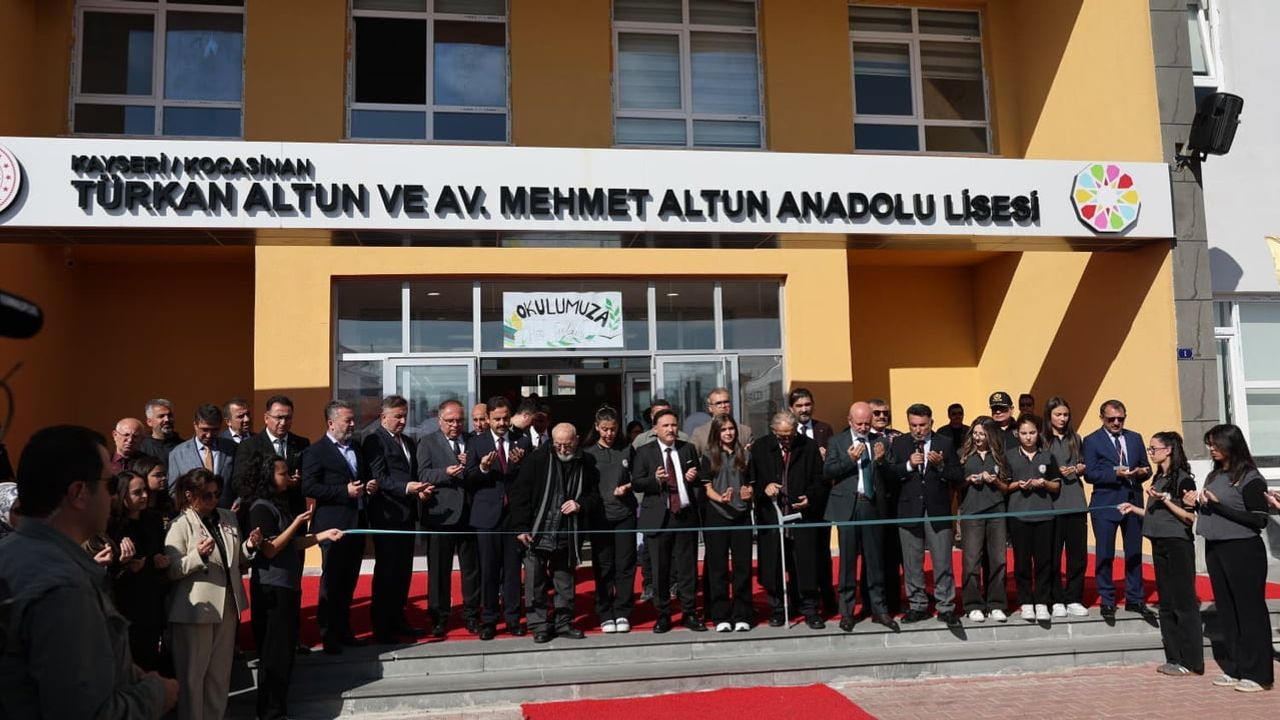 Hayırseverin katkısıyla Beyazşehir’de yüksek standartlı lise açıldı