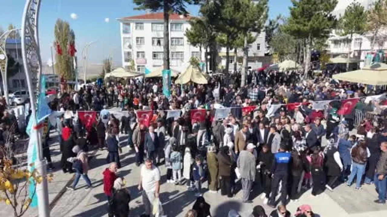 Haymana'da balık festivali kent meydanını doldurdu