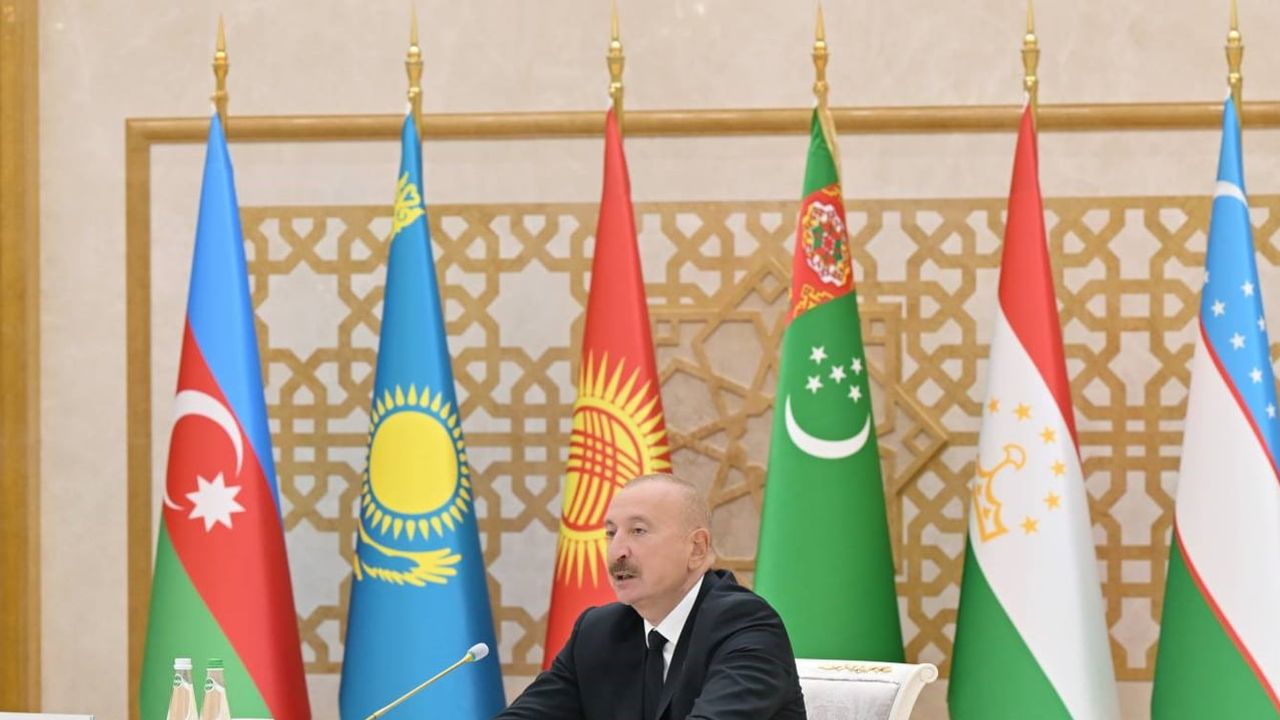 Hazar kıyılarındaki ulaşım ağıyla Orta Asya'yı uluslararası pazarlara bağlama stratejisi