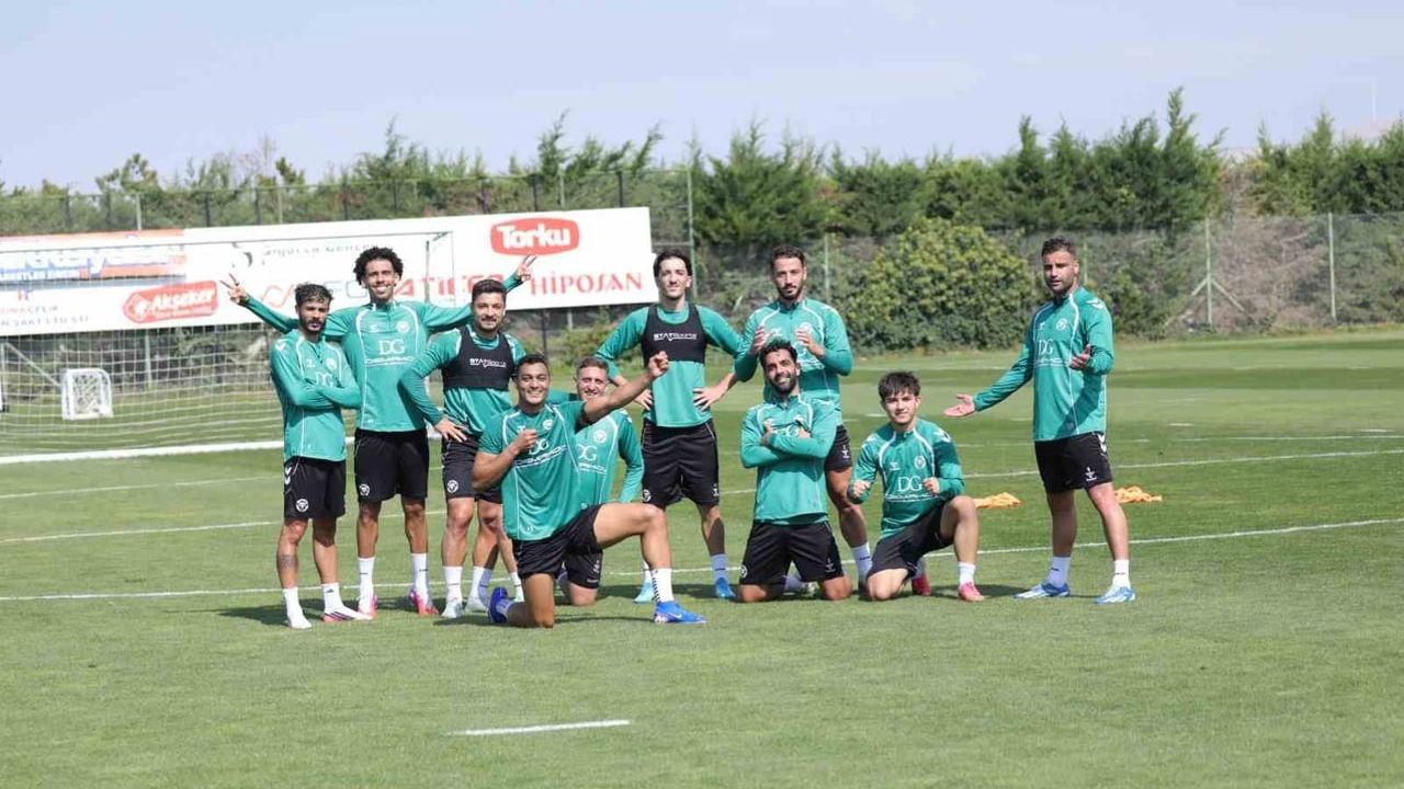 Hazırlıklar hız kesmedi: Konyaspor Başakşehir sınavına hazırlanıyor