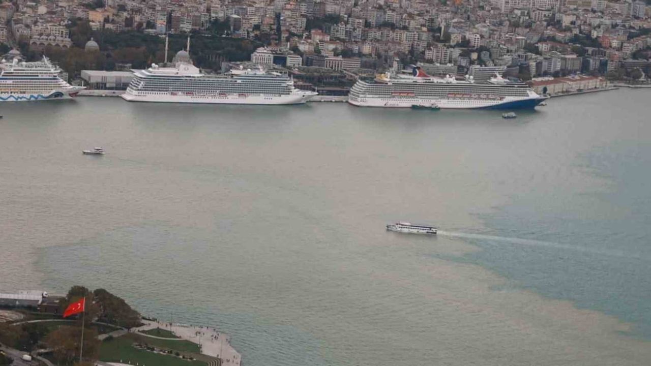 Helikopter görüntüleri selin İstanbul'daki boyutunu ortaya koydu