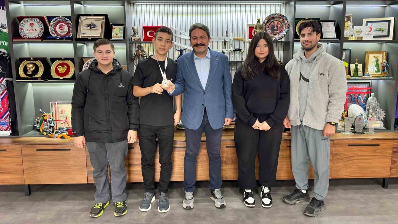 Hemsball’da Eskişehir’in yükselişi: genç sporcu Türkiye şampiyonu