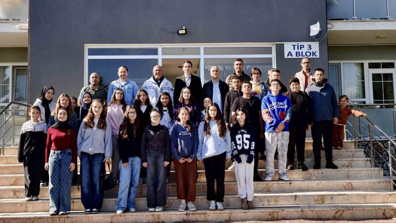 Hisarcık’ta LGS kampına protokol ziyareti ve öğrencilere moral desteği