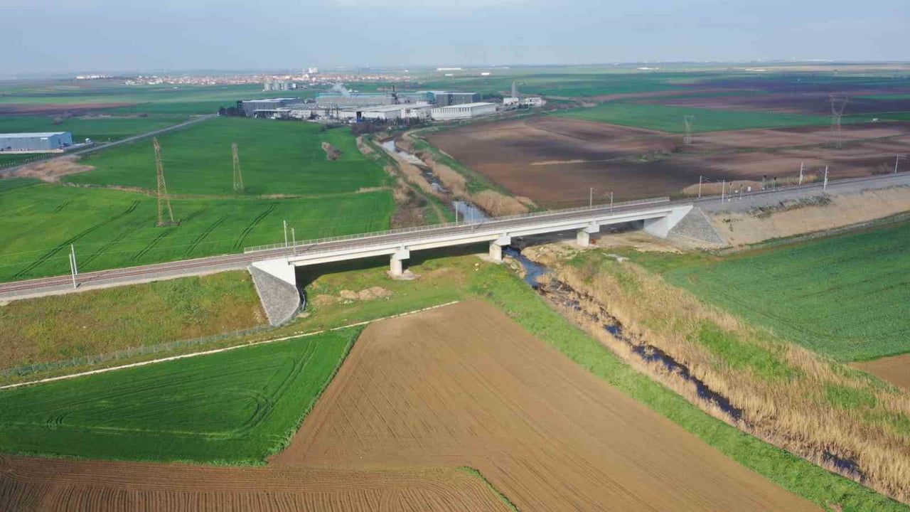 Hızlı trenle Trakya’yı Avrupa sınırına bağlıyoruz