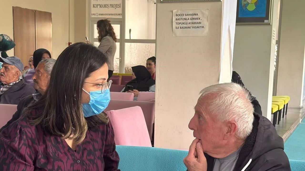 Huzurevinde ağız sağlığına dikkat: eğitim ve tarama programı