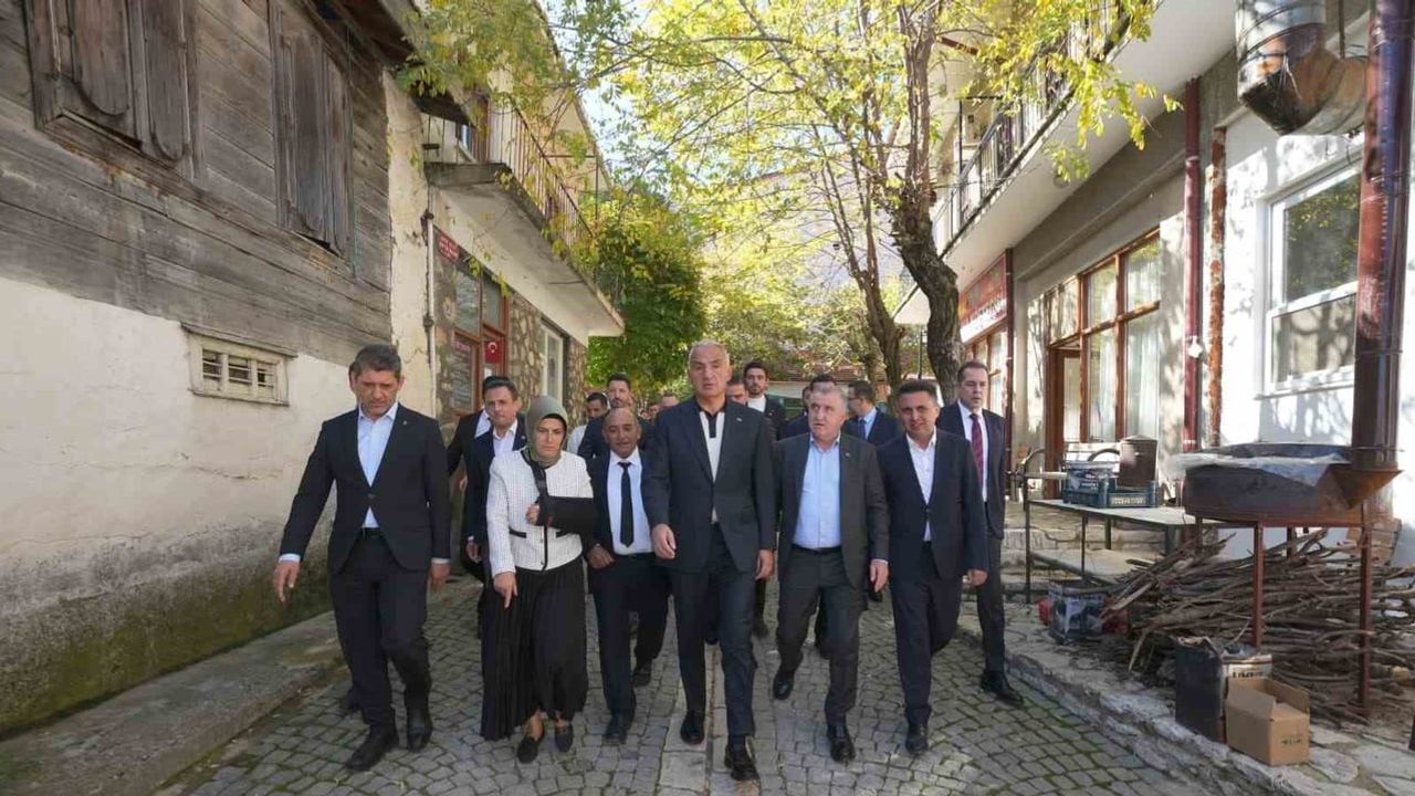İbradı’ya iki yeni kültür ve gençlik merkezi kazandırıldı