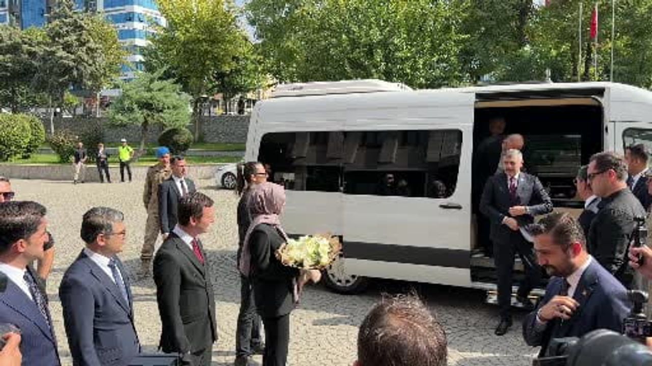 içişleri bakanı mustafa çiftçi, valilikte şeref defterini imzaladı