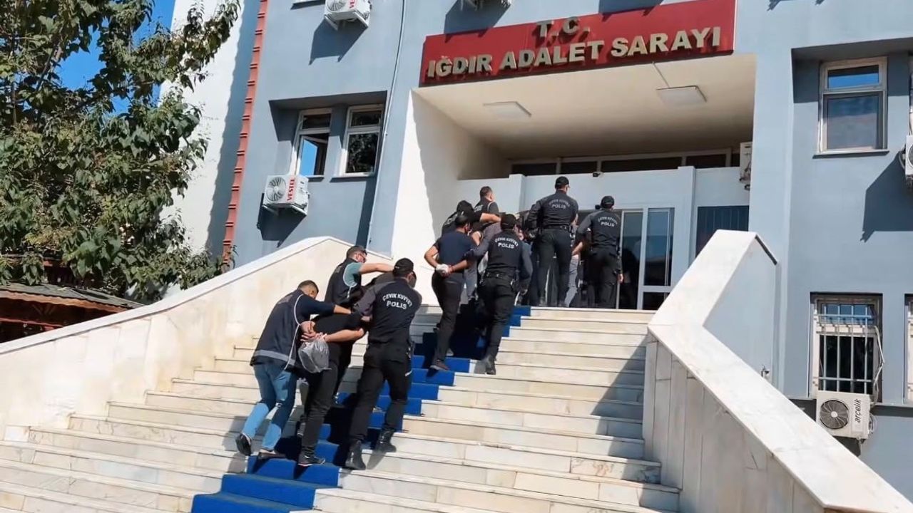Iğdır'da 27 günde geniş çaplı operasyon: 46 aranan kişi yakalandı, 39 tutuklandı