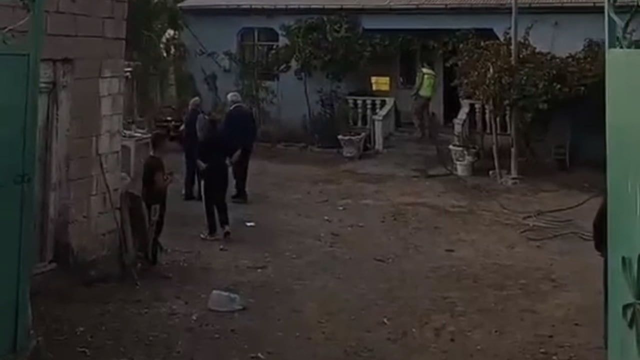 Iğdır'da cennetabat köyünde tesisat kaynaklı yangın evi kullanılamaz hale getirdi