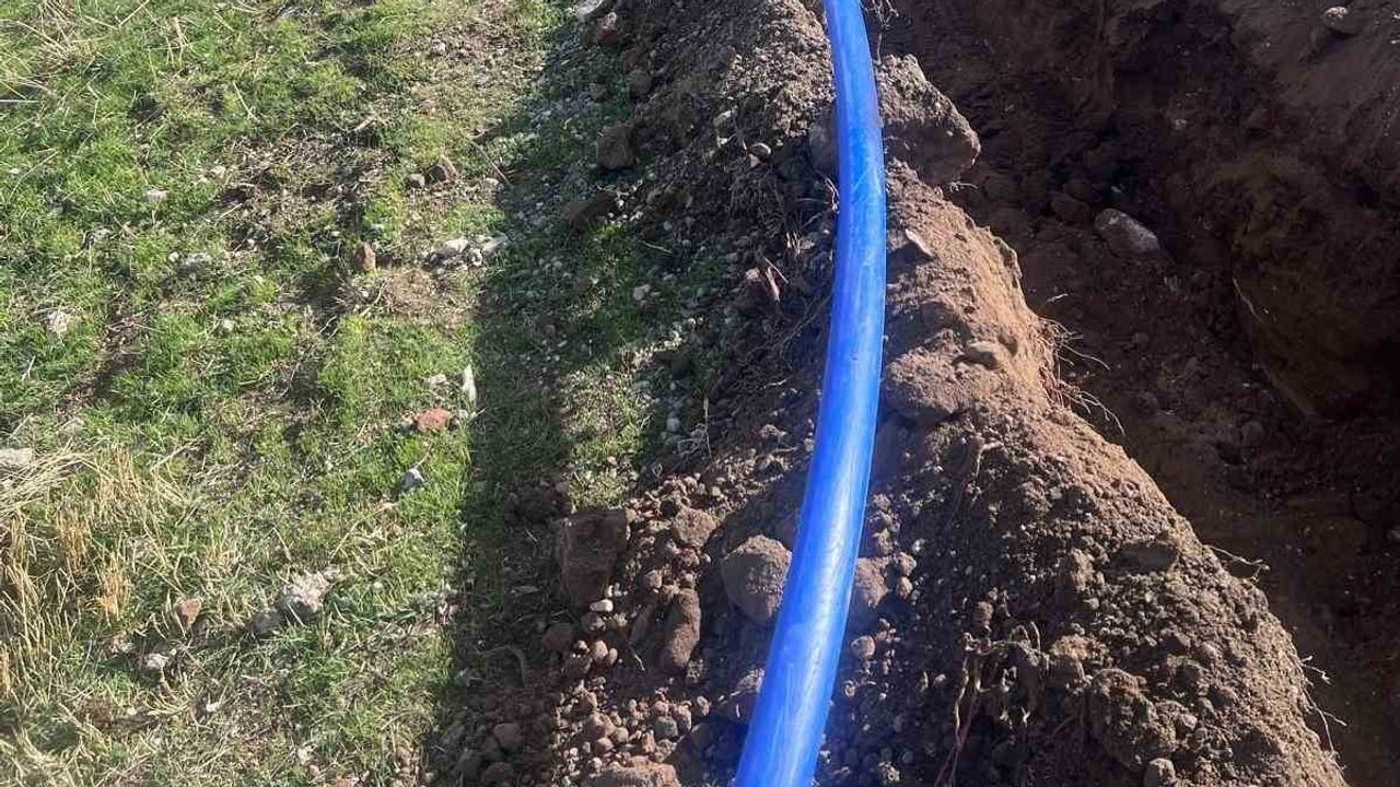 Iğdır'da su altyapısına nefes: Tuzluca köylerinin tıkanıklıkları giderildi, Yeni Mahalle'ye 1 km hat
