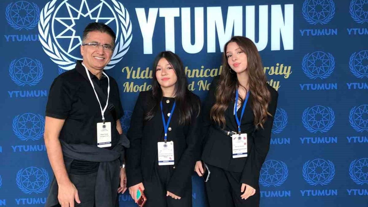 İhlas Koleji delegasyonundan uluslararası diplomasi başarısı