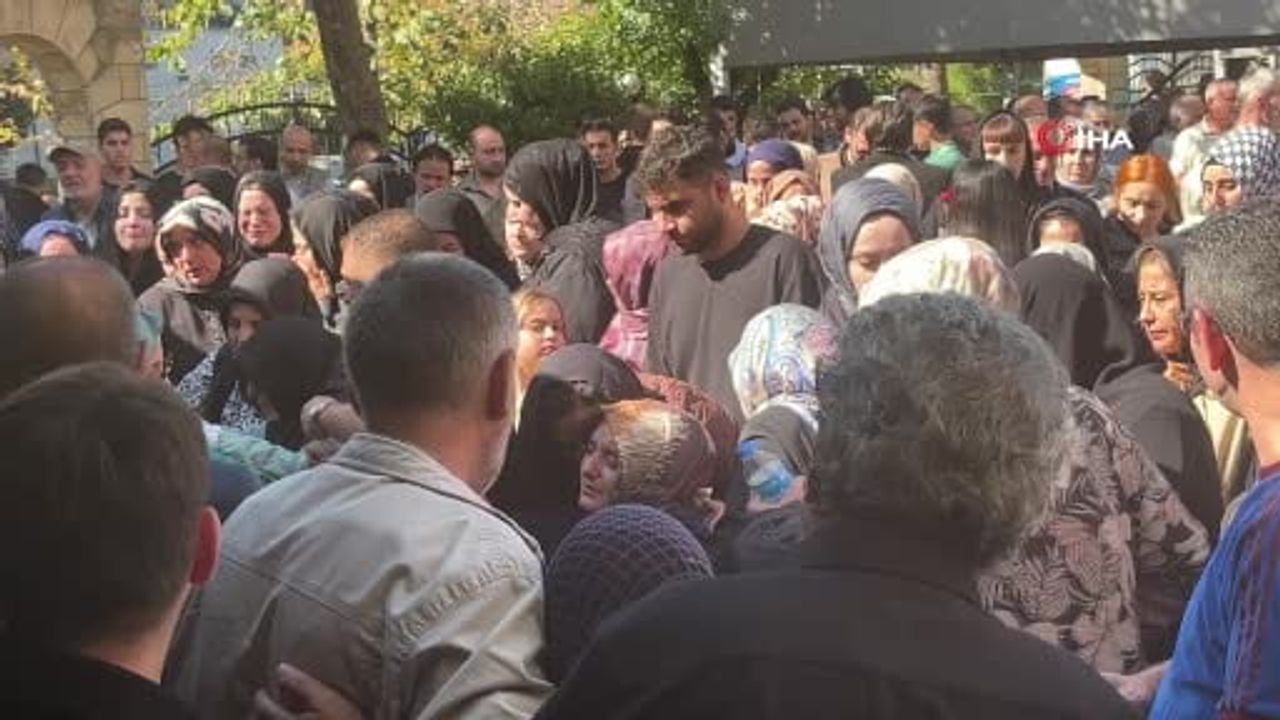 İki kardeş Maltepe'de son yolculuklarına uğurlandı