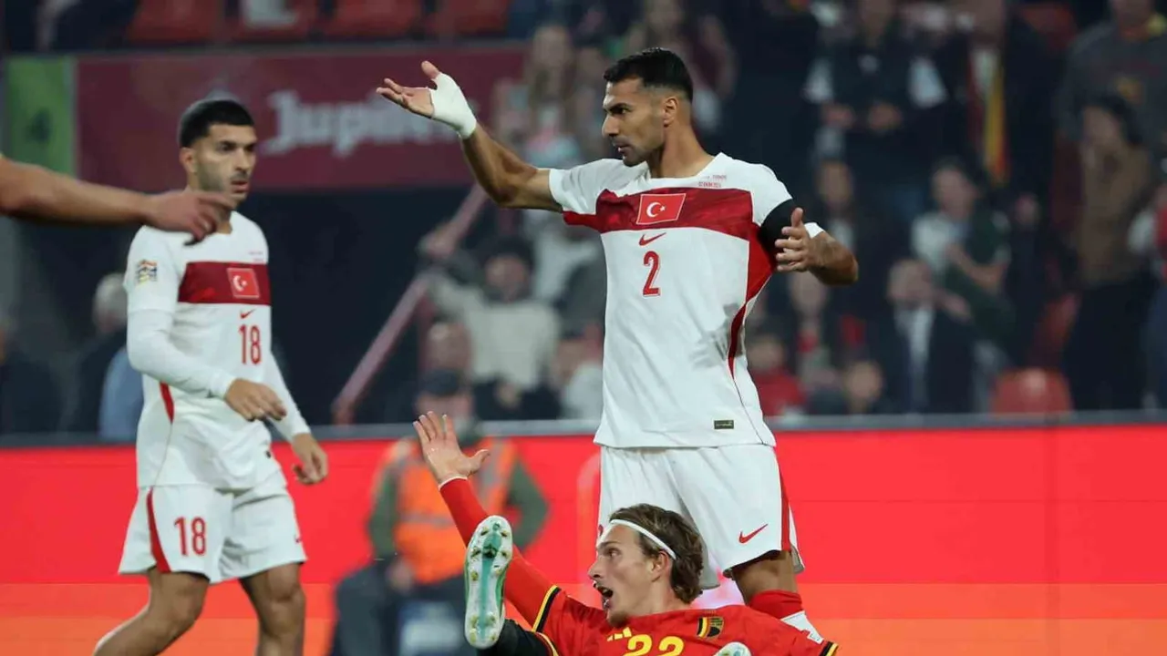 İlk yarı avantajı ev sahibinin: Belçika 1 Türkiye 0