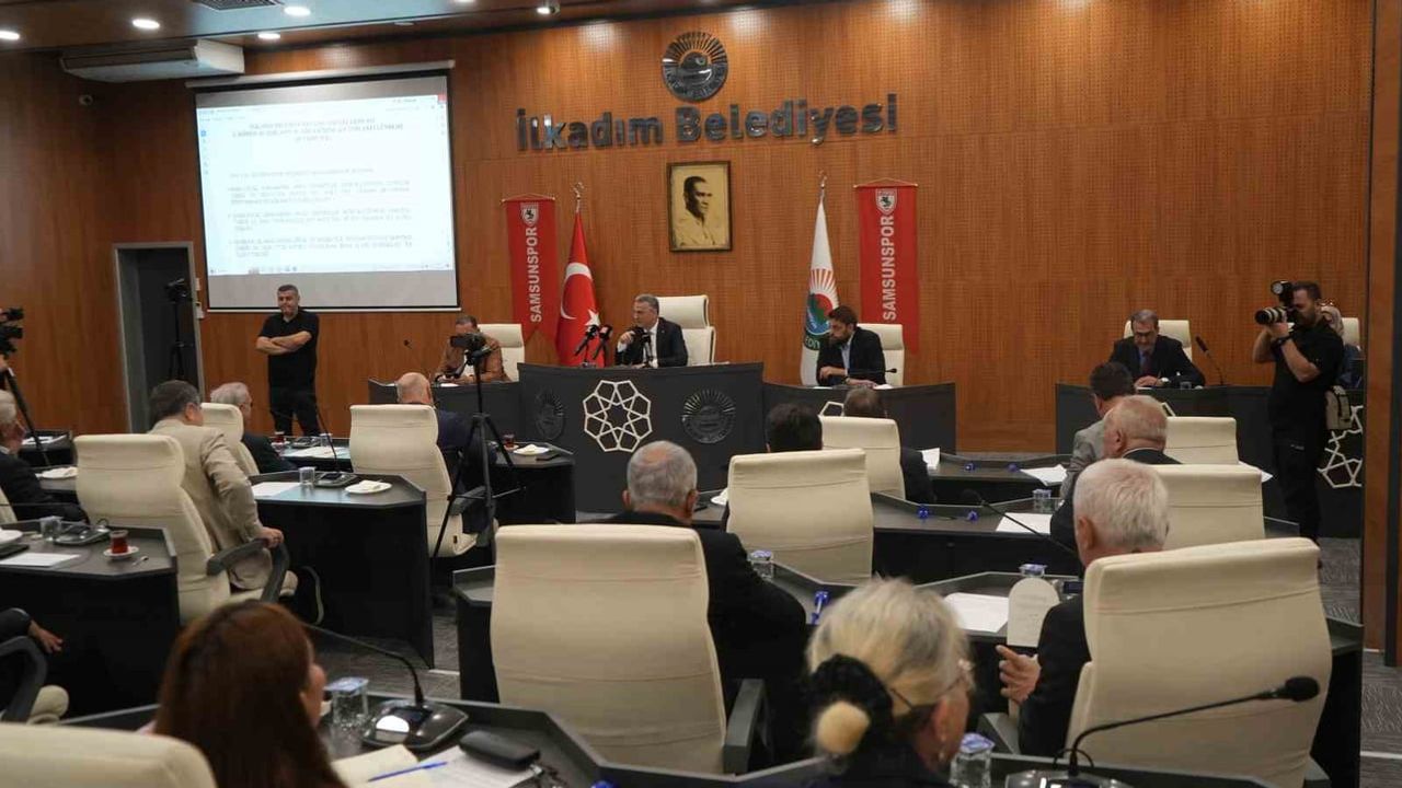 İlkadım'da personel tartışması: Kurnaz siyasi gerekçeyle işten çıkarma olmadığını savundu