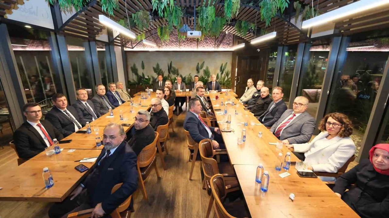 İnegöl için ortak masa: kurumlar hizmette güç birliği yaptı