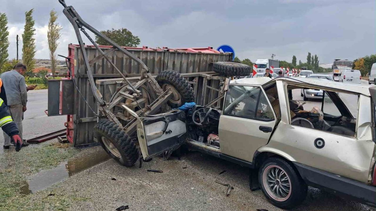 İnsuyu mevkiinde tali yol çıkışı kazaya sebep oldu: otomobil sürücüsü ağır yaralandı