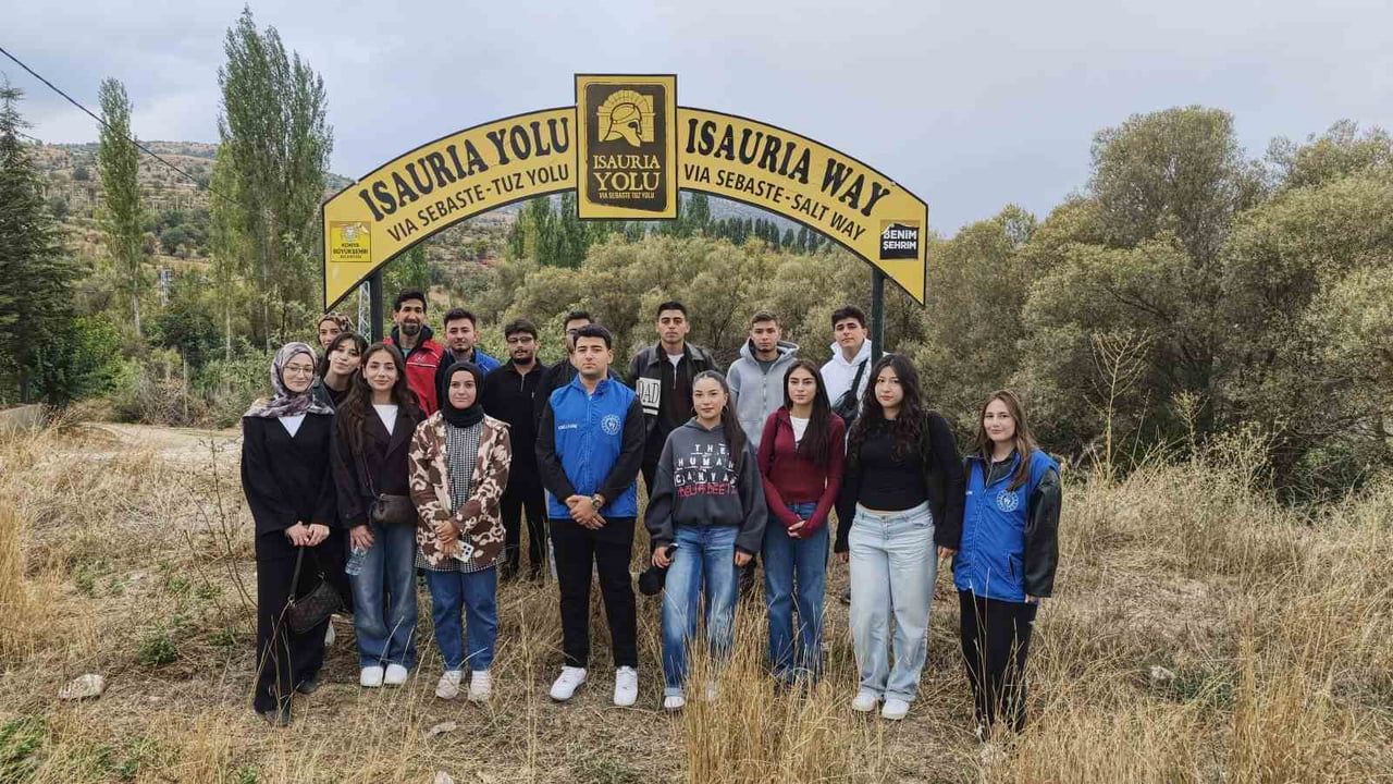 İsauria yolunda uyum: yeni öğrenciler Bozkır'ı keşfetti