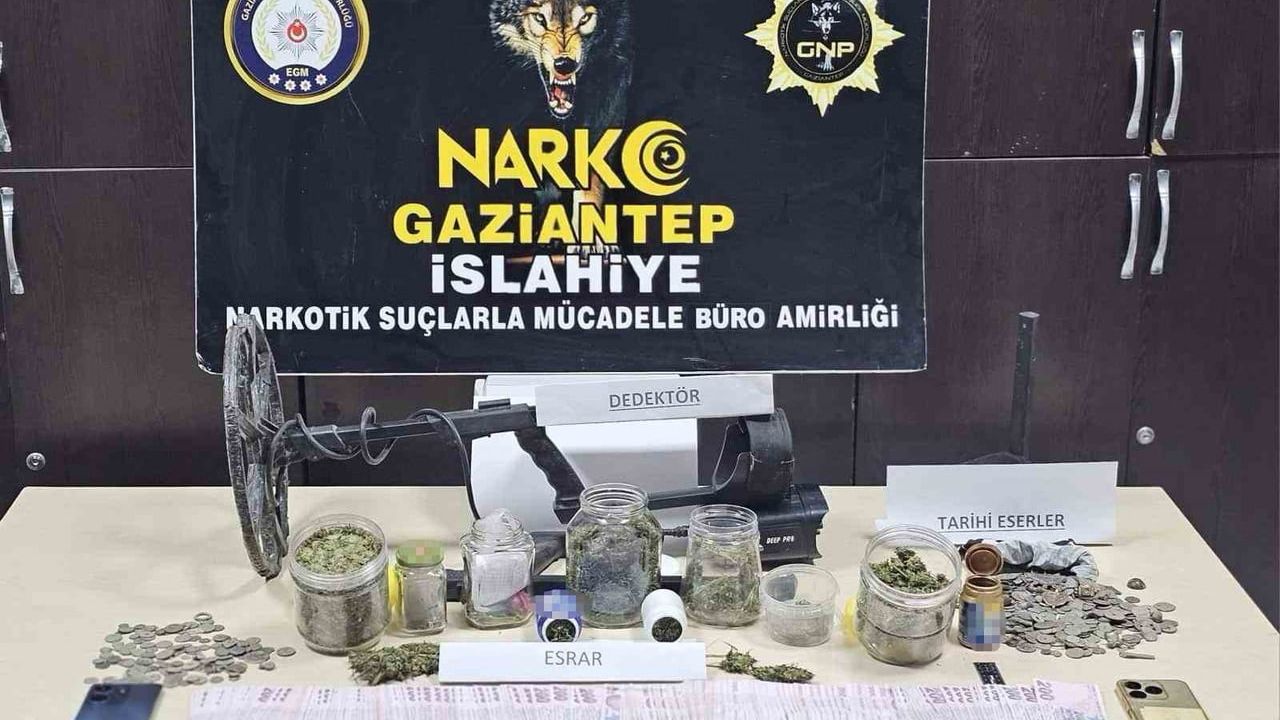 İslahiye'de ikamette 495 tarihi sikke ve uyuşturucu ele geçirildi