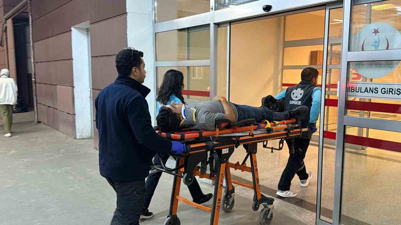 Islak asfalt kazaya neden oldu: Adıyaman'da motosiklet sürücüsü yaralandı