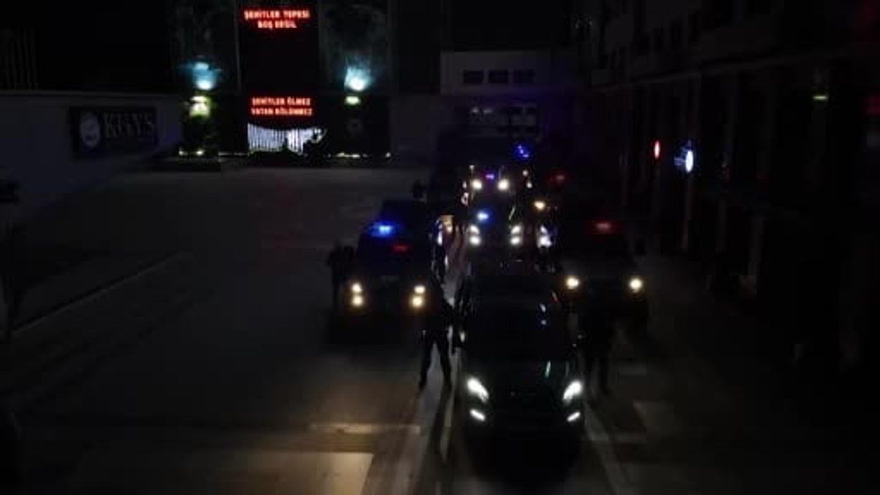 İstanbul'da saklanma ağına operasyonda gaybubet evlerinde 5 gözaltı