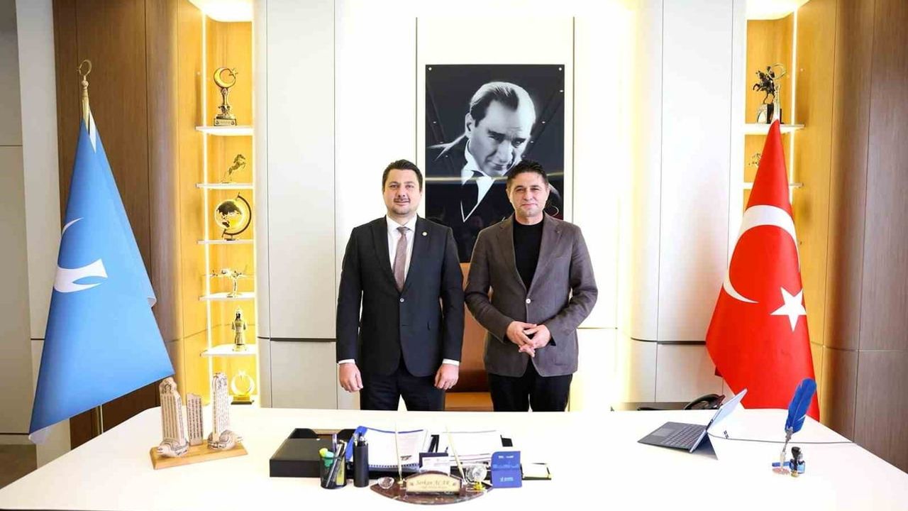 İzmir barosu başkanı Aliağa'da adli hizmetler ve kurum işbirliğini vurguladı