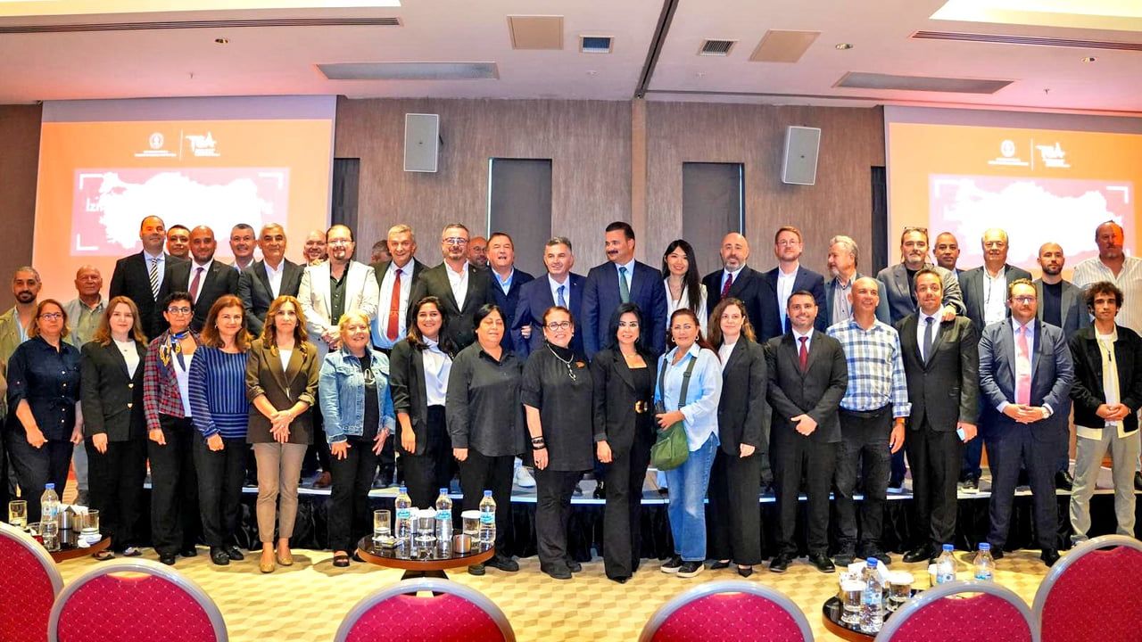 İzmir turizminin dijital yol haritası çeşme'de çizildi