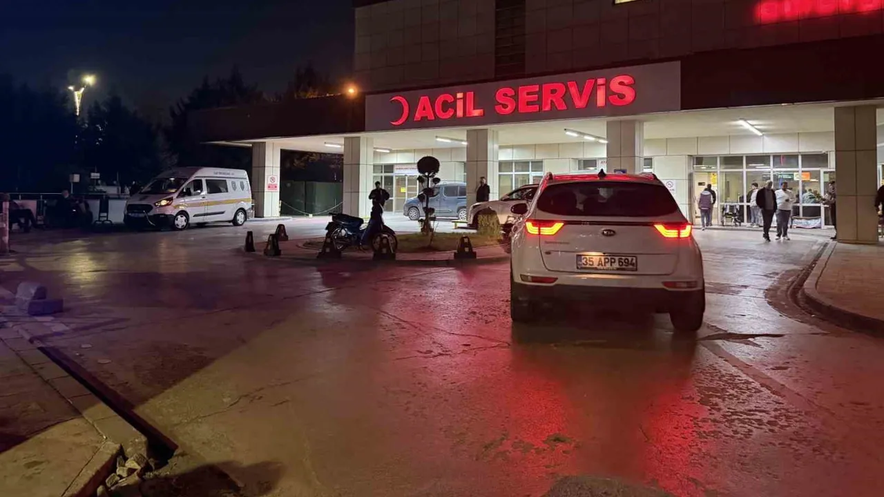 İzmit'te sokağın ortasında fenalaşan kanser hastası hastanede yaşamını yitirdi