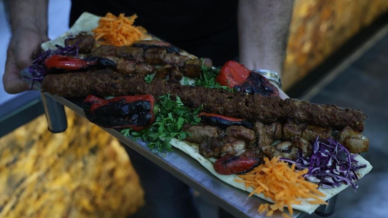 Kaburgacı Yaşar Usta Adana’nın kaburga geleneğini festivalde taşıyacak