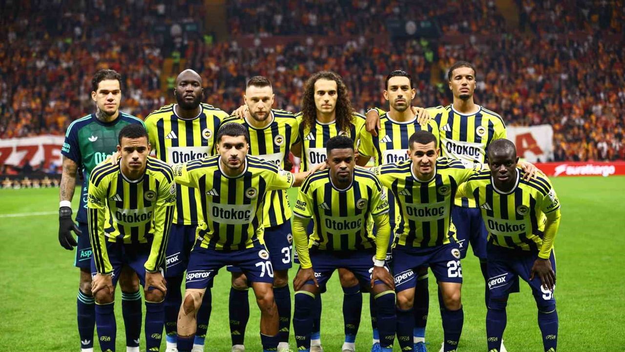 Kadıköy'de 3 puan zorunluluğu: Fenerbahçe ile Göztepe karşı karşıya