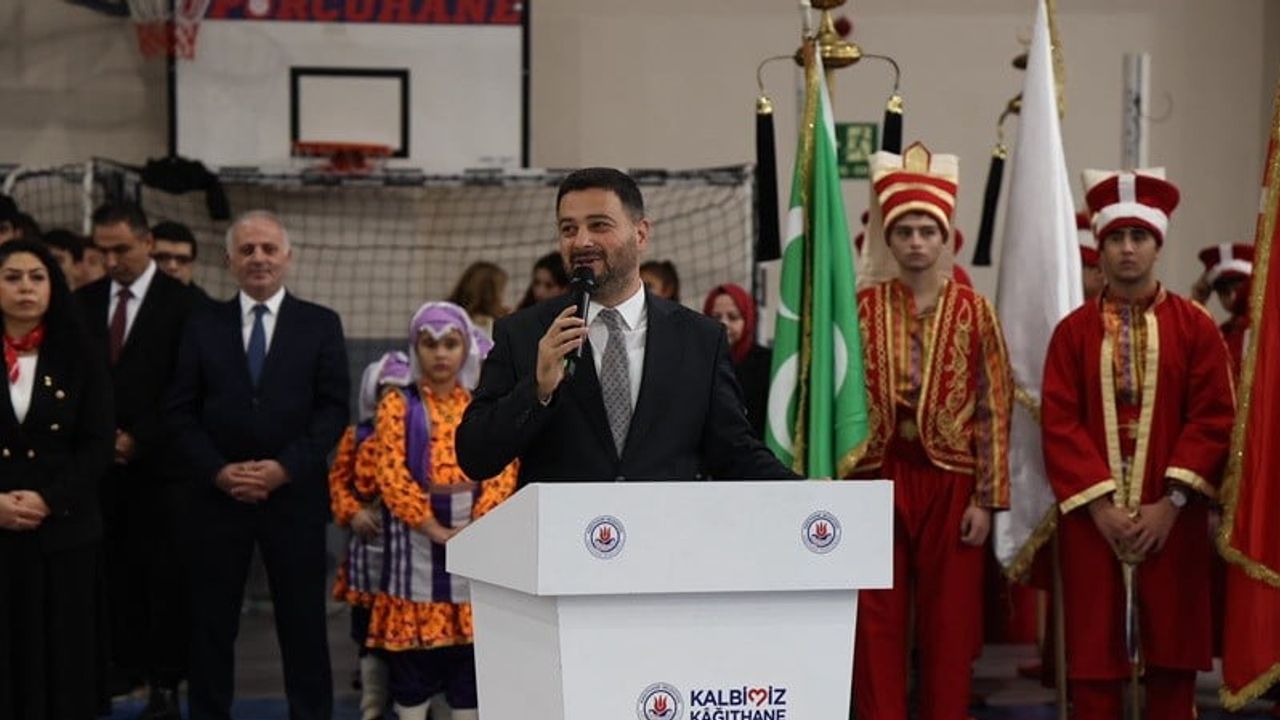 Kağıthane’de 103. yıl coşkusu: meydandan sahneye bir bayram akışı