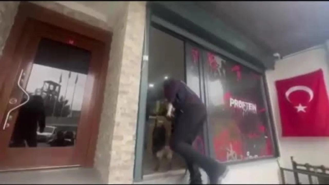 Kağıthane'de sentetik hap üretim hattına jandarmadan baskın